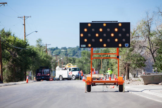 W|ECO Folding Arrow Boards