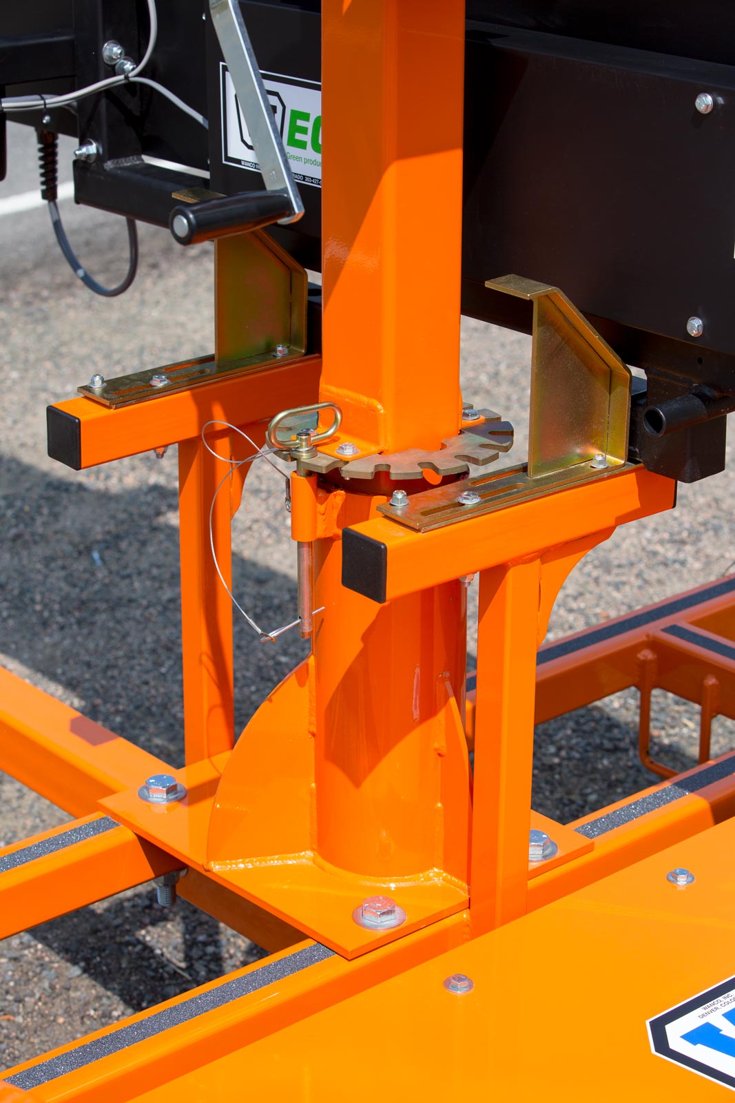 W|ECO Vertical Arrow Boards